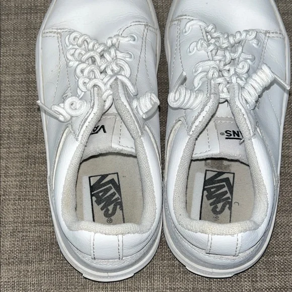 Vans Classic White Low-Top Sneakers - Picture 4 of 7